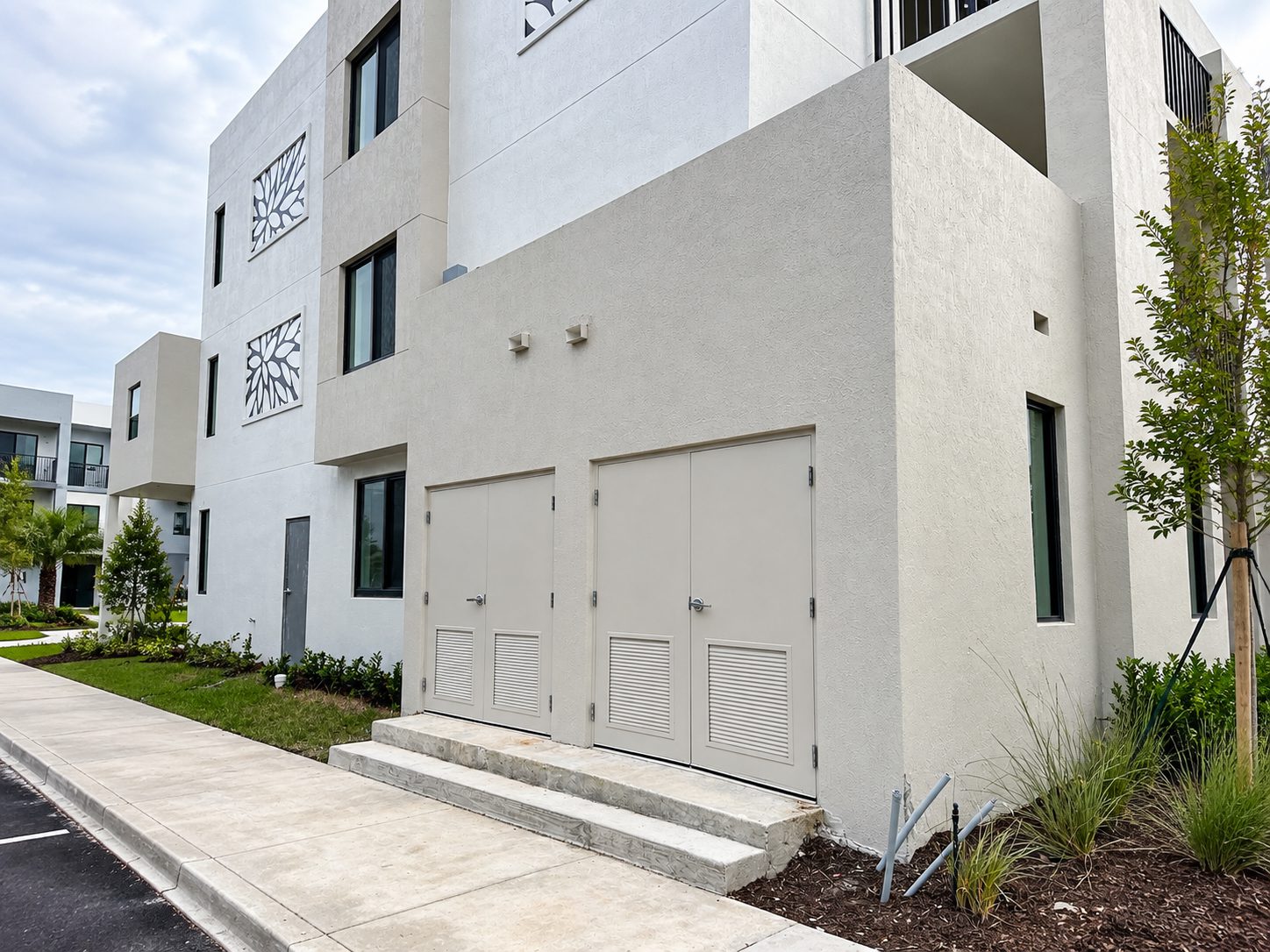 Altis Blue Lake - Building 11